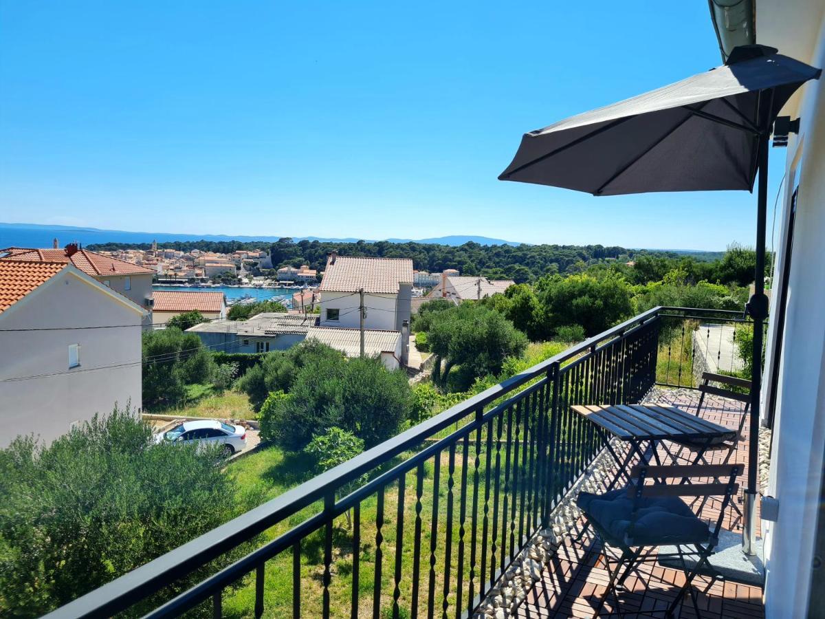Modern Studio With A Beautiful View Rab Town Exteriör bild